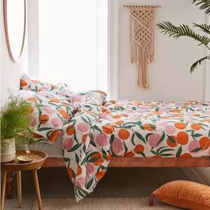 Urban Outfitters UO Home Peaches Full/Queen Duvet Set